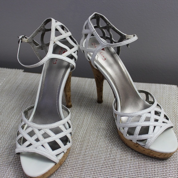 White Cork Heels - Picture 2 of 4